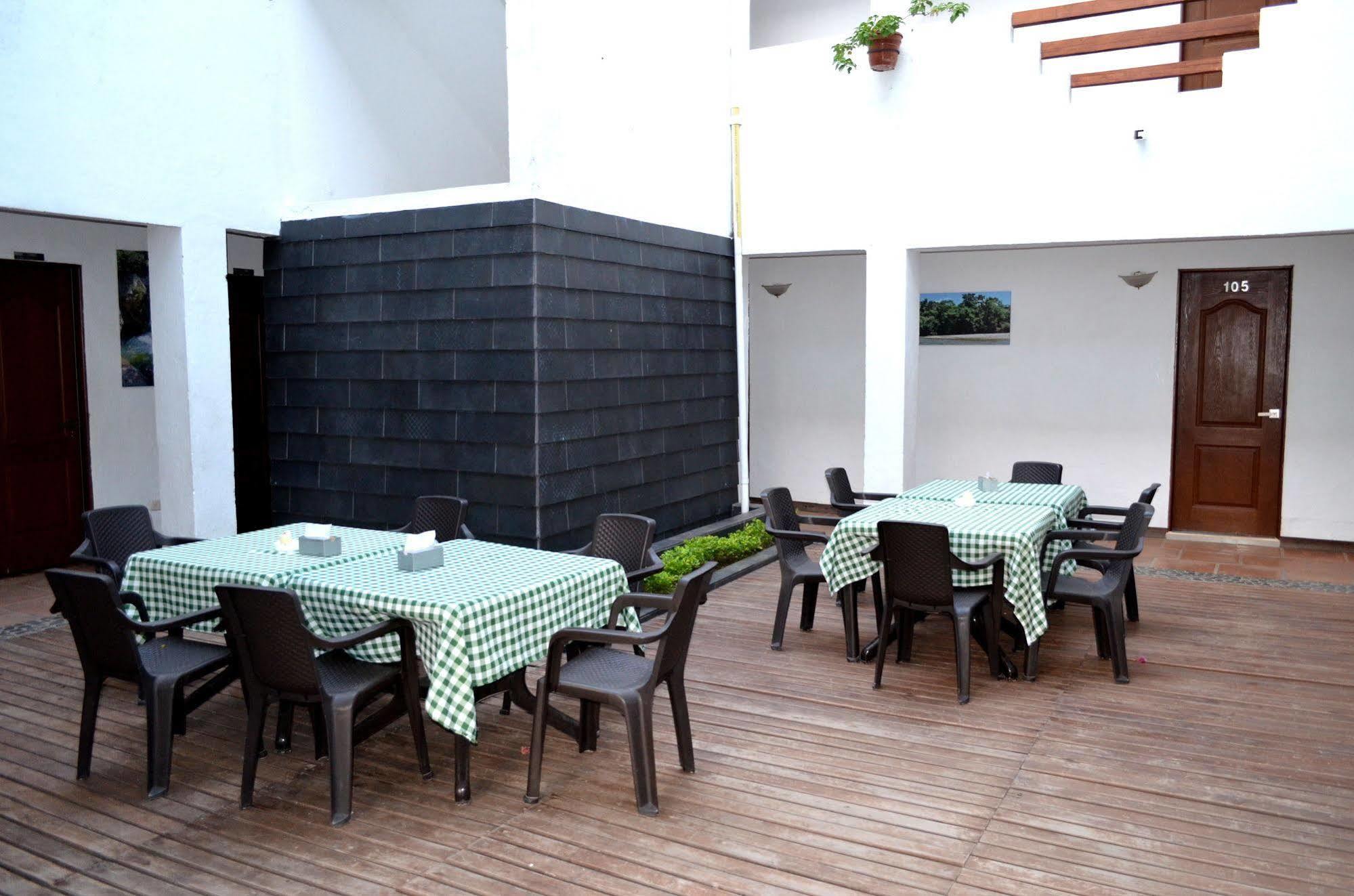 Hotel Aldea Plaza Doradal Exteriör bild